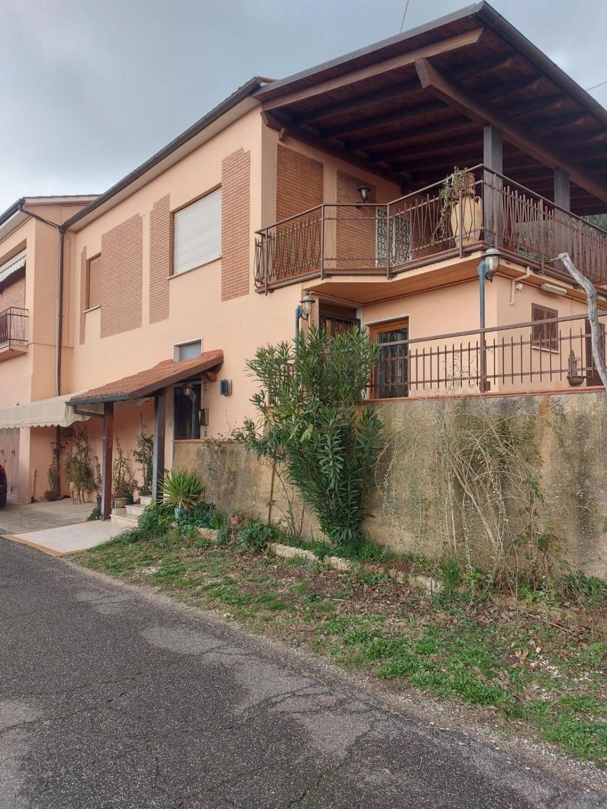 Affittacamere Da Elio E Renata Calvi dell' Umbria Luaran gambar